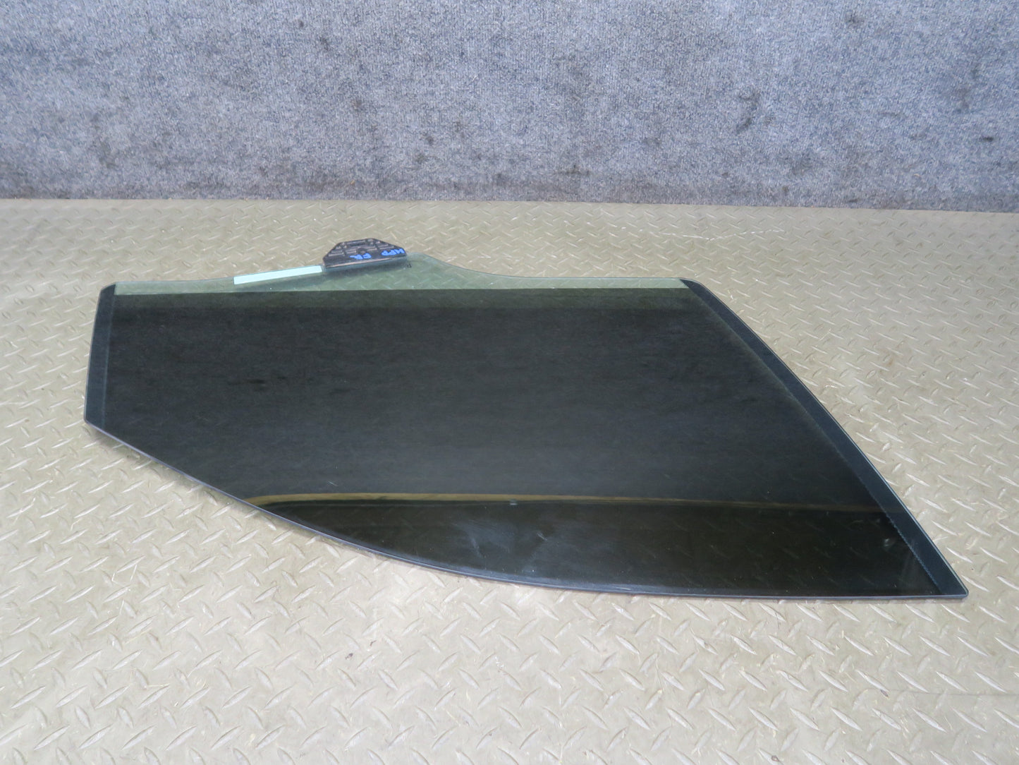 2010-2016 Porsche Panamera 970 Front Right Pass Side Door Window Glass