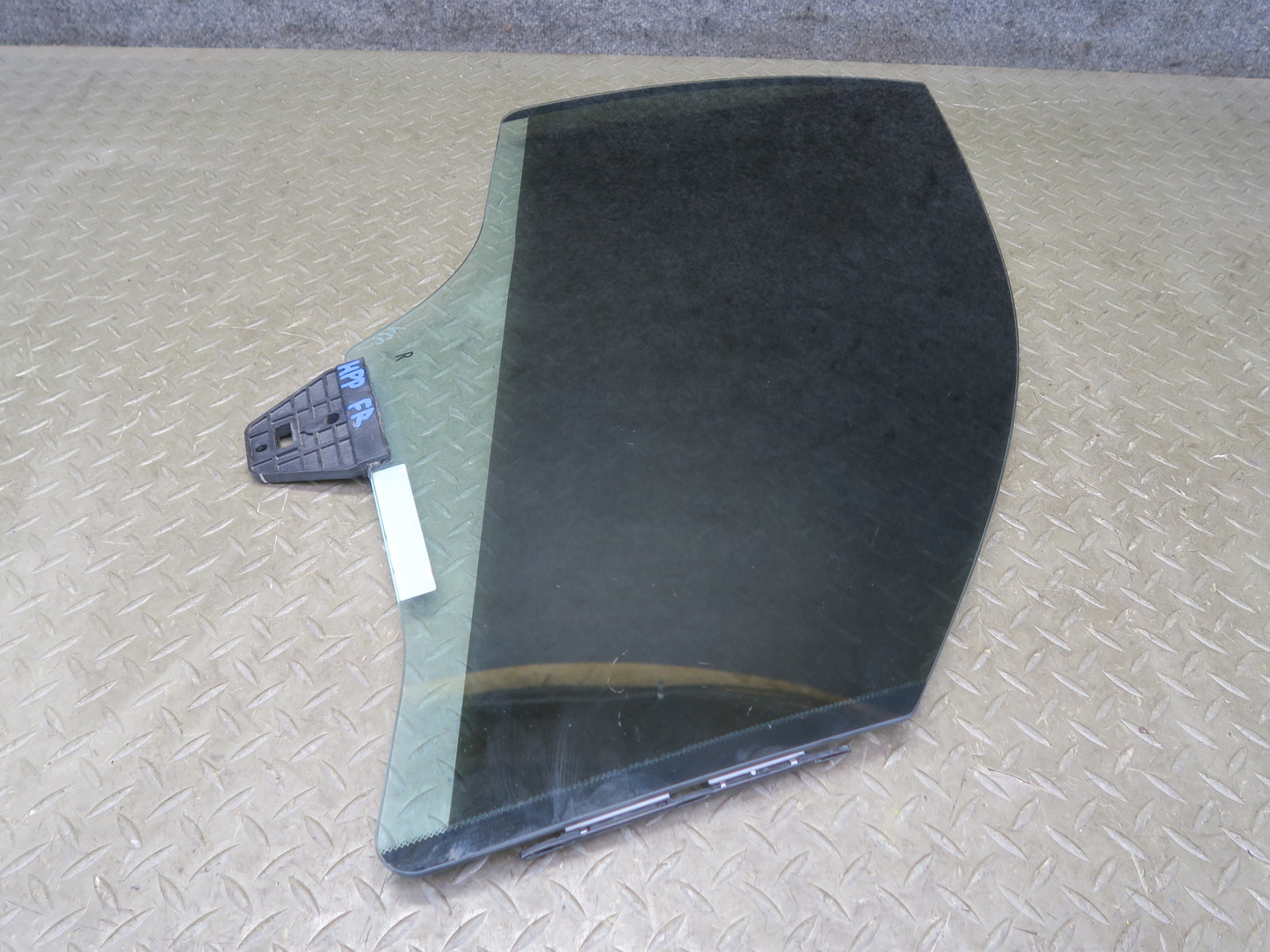 2010-2016 Porsche Panamera 970 Front Right Pass Side Door Window Glass