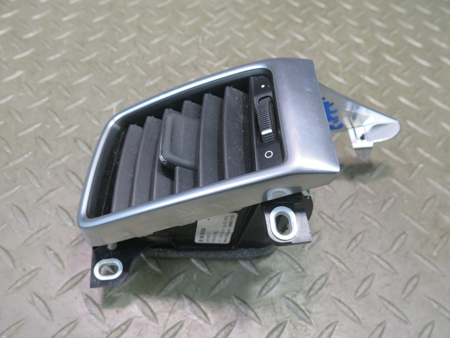 2010-2016 Porsche Panamera 970 Rear Left Right Center A/C Heater Air Vent Set