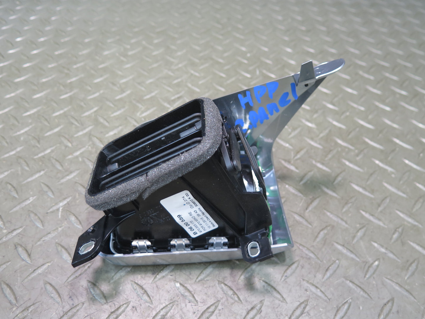 2010-2016 Porsche Panamera 970 Rear Left Right Center A/C Heater Air Vent Set