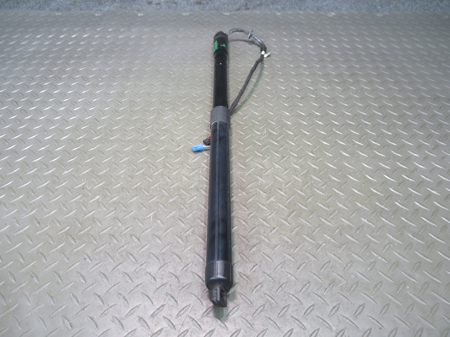 2010-2016 Porsche Panamera 970 Rear Trunk Lid Lift Shock Strut Support Set of 2