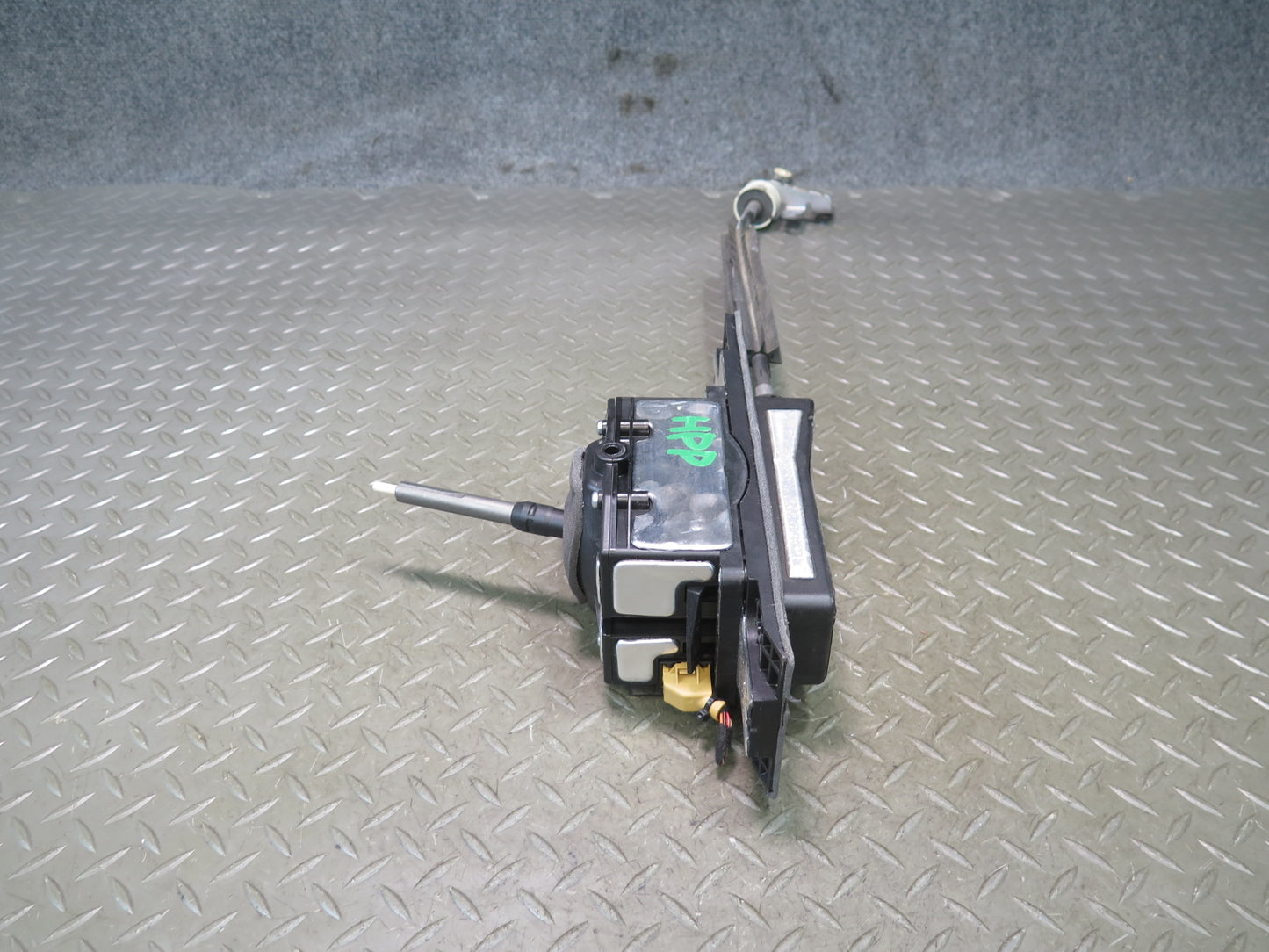 2010-2016 Porsche Panamera 970 A/T Automatic Transmission Shifter W/ Cable