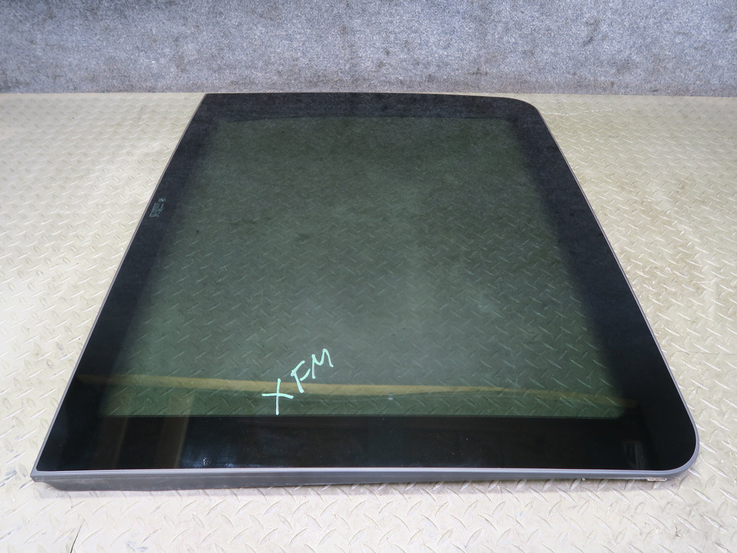 00-06 BMW E53 X5 Front Panoramic Sunroof Glass Panel OEM
