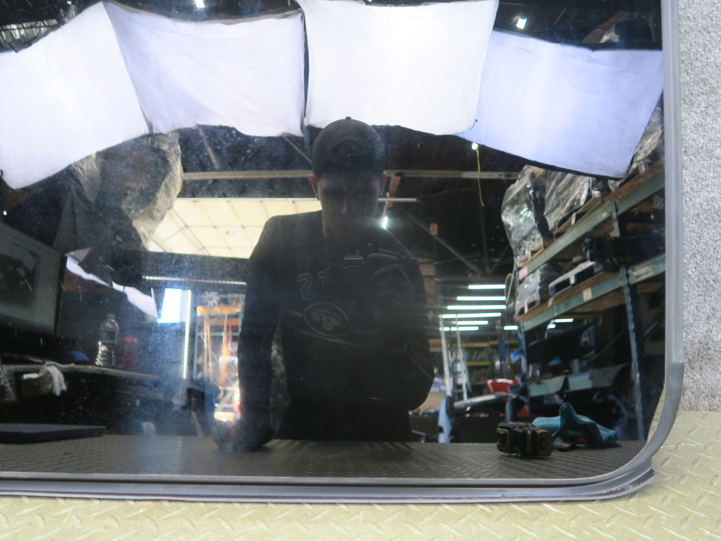 2015-2018 Porsche Macan Rear Panoramic Sunroof Glass Panel