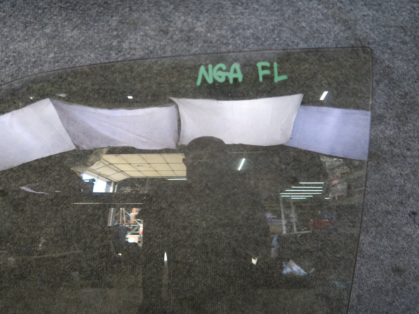 95-97 Nissan Gloria HY33 VIP Front Left Door Window Glass OEM