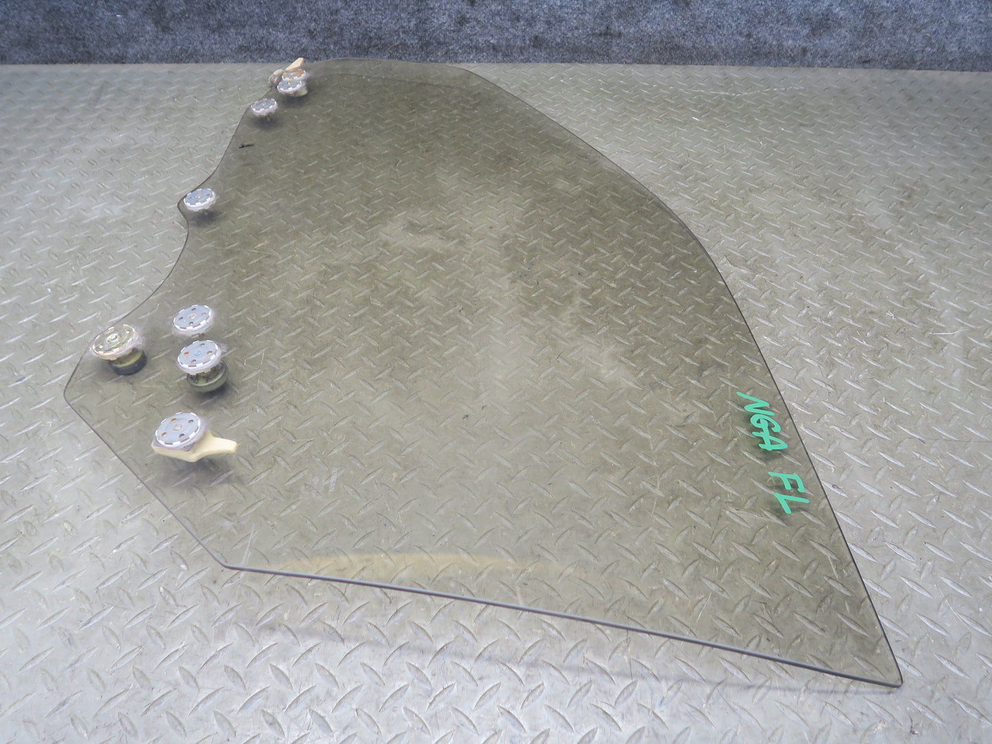 95-97 Nissan Gloria HY33 VIP Front Left Door Window Glass OEM