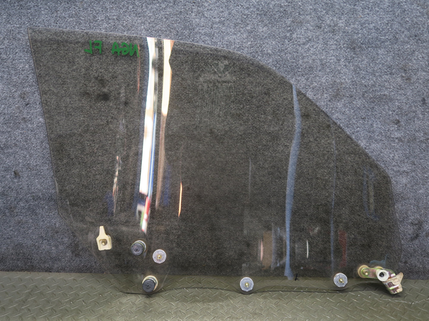 95-97 Nissan Gloria HY33 VIP Front Left Door Window Glass OEM