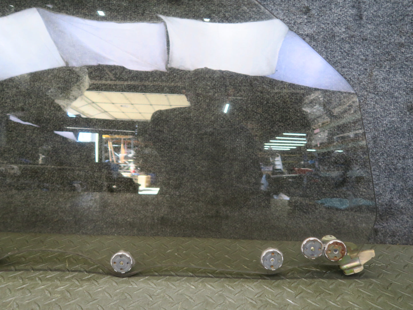 95-97 Nissan Gloria HY33 VIP Front Right Door Window Glass OEM