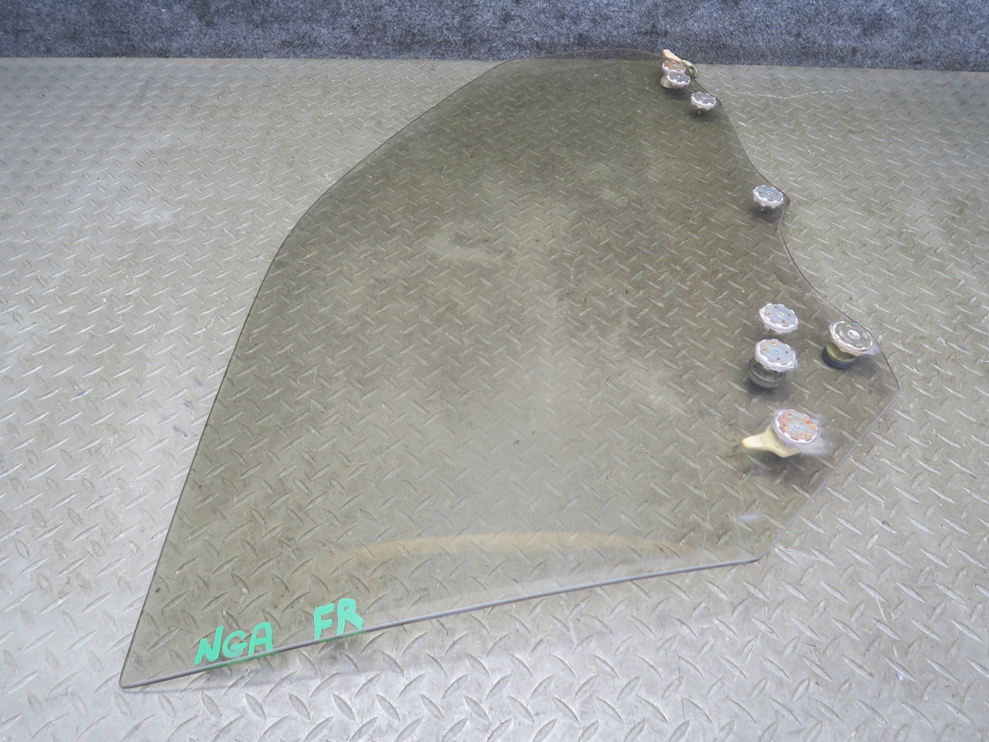 95-97 Nissan Gloria HY33 VIP Front Right Door Window Glass OEM