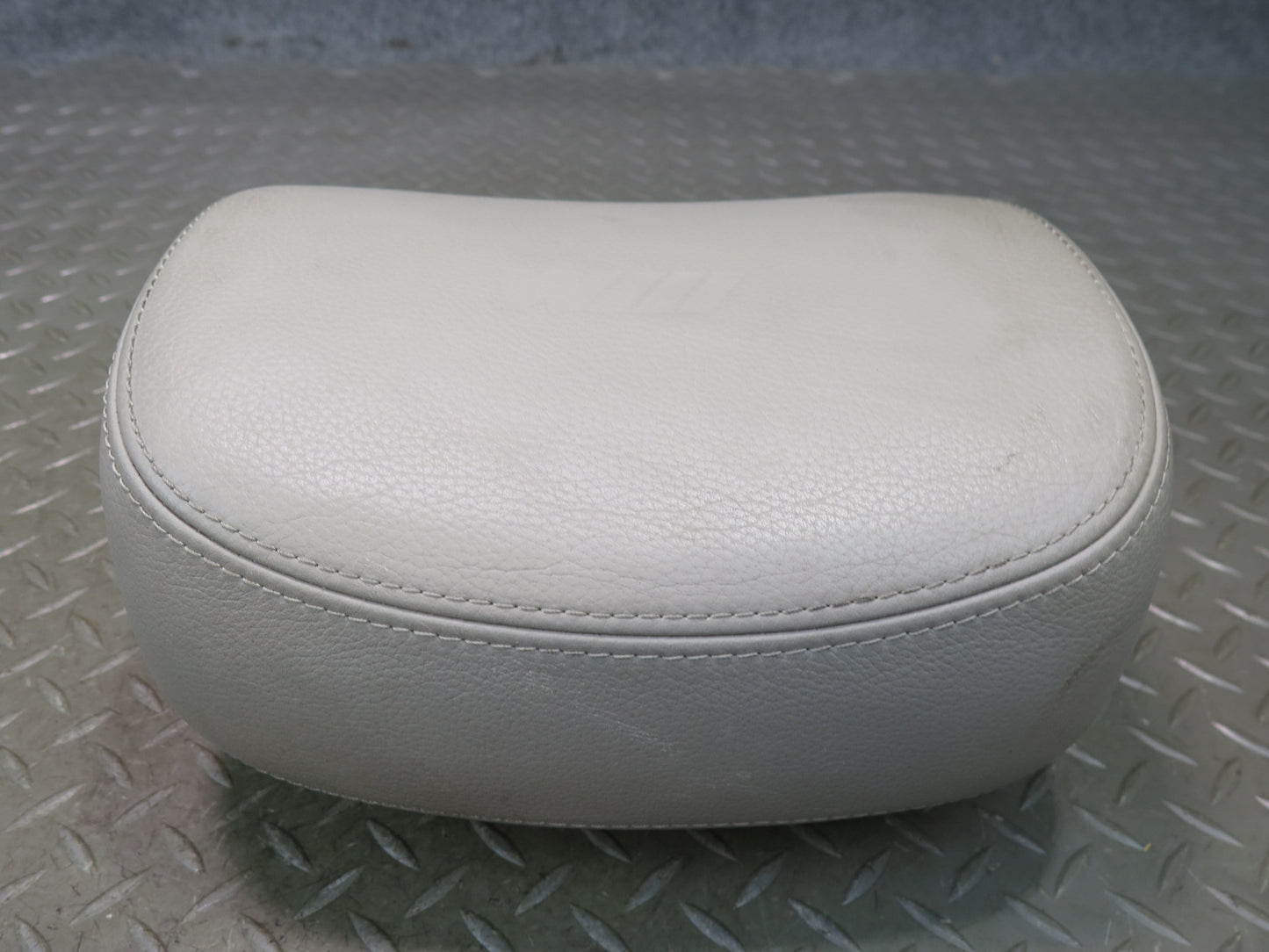 2006-2008 BMW E64 M6 Convertible Set of 2 Front Seat Leather Headrest