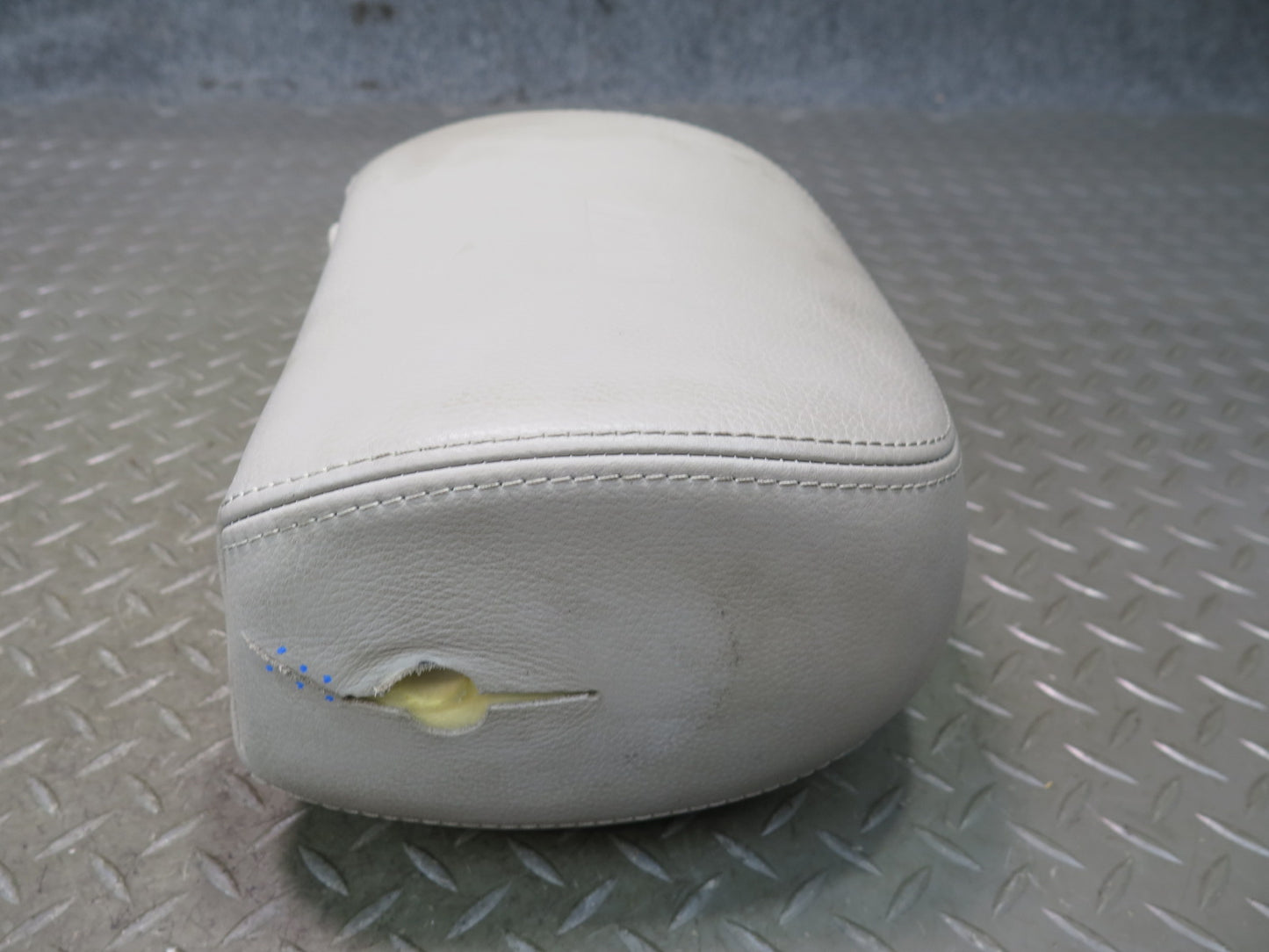 2006-2008 BMW E64 M6 Convertible Set of 2 Front Seat Leather Headrest