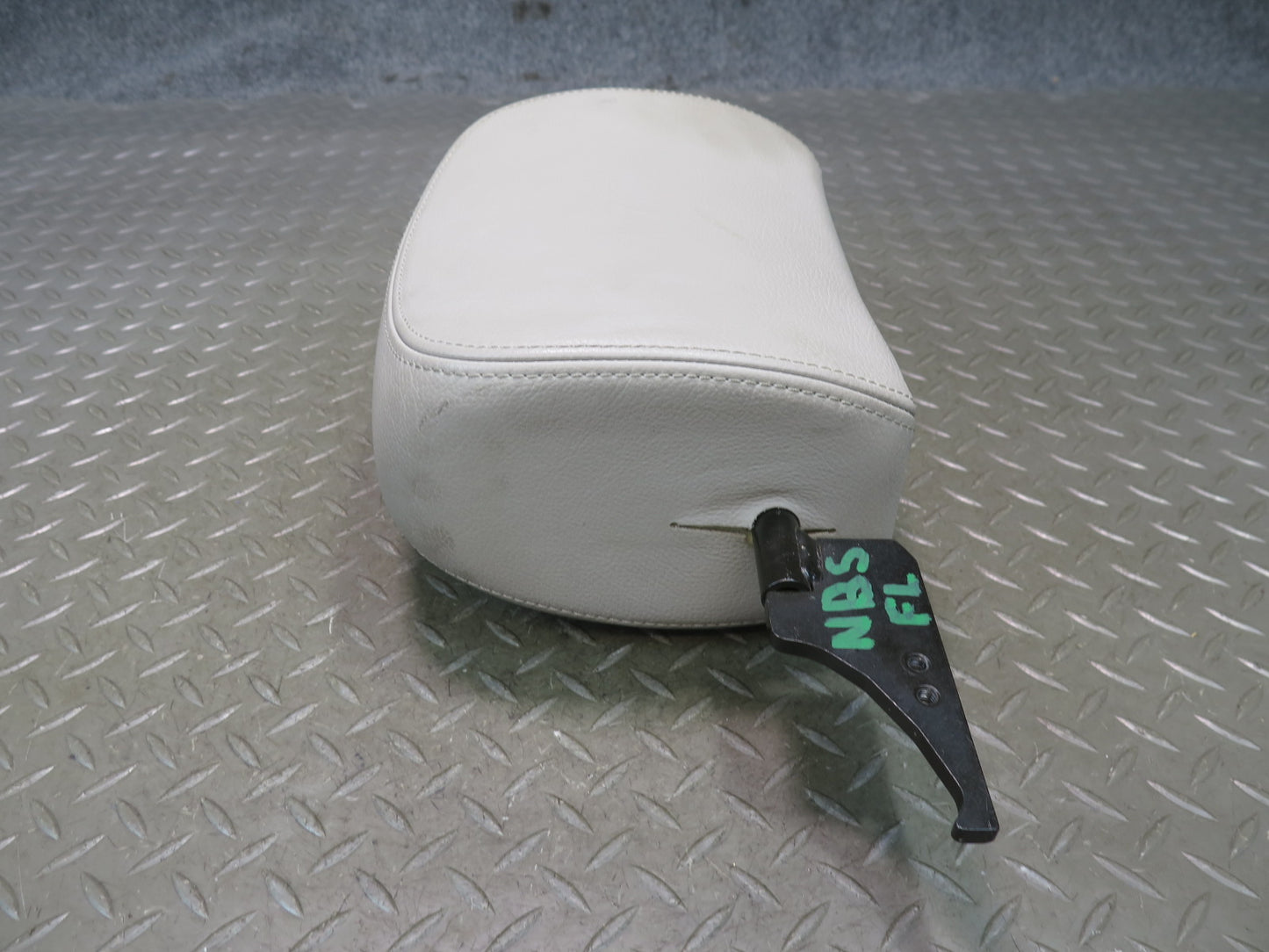 2006-2008 BMW E64 M6 Convertible Set of 2 Front Seat Leather Headrest