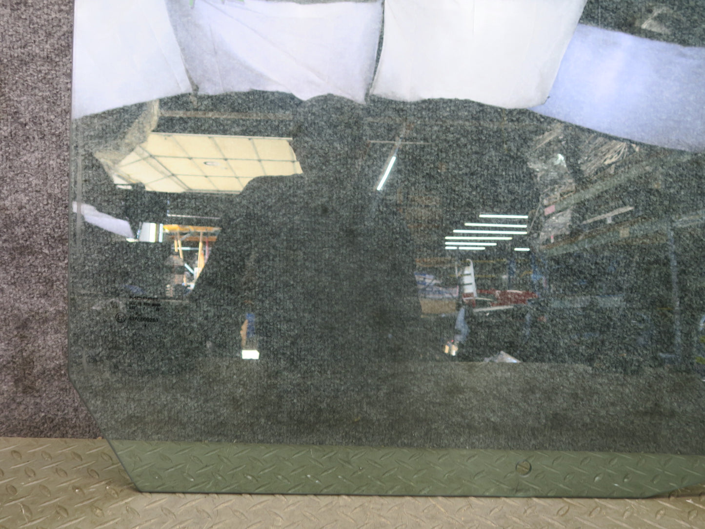 07-10 Jeep Wrangler JK Front Right Door Glass  Window OEM