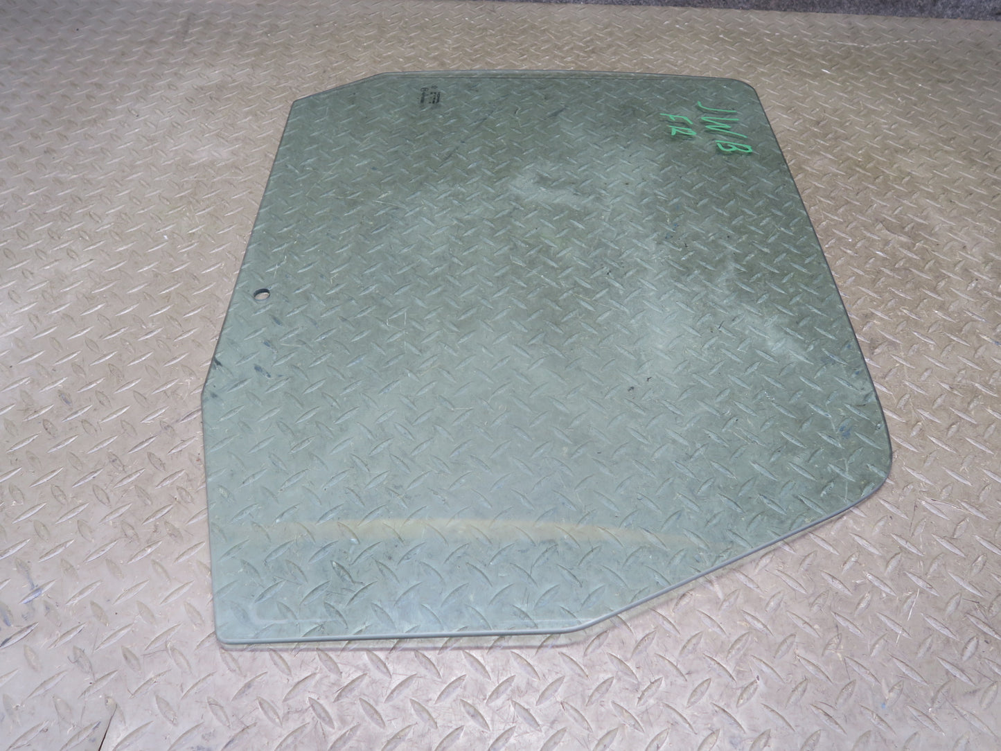 07-10 Jeep Wrangler JK Front Right Door Glass  Window OEM