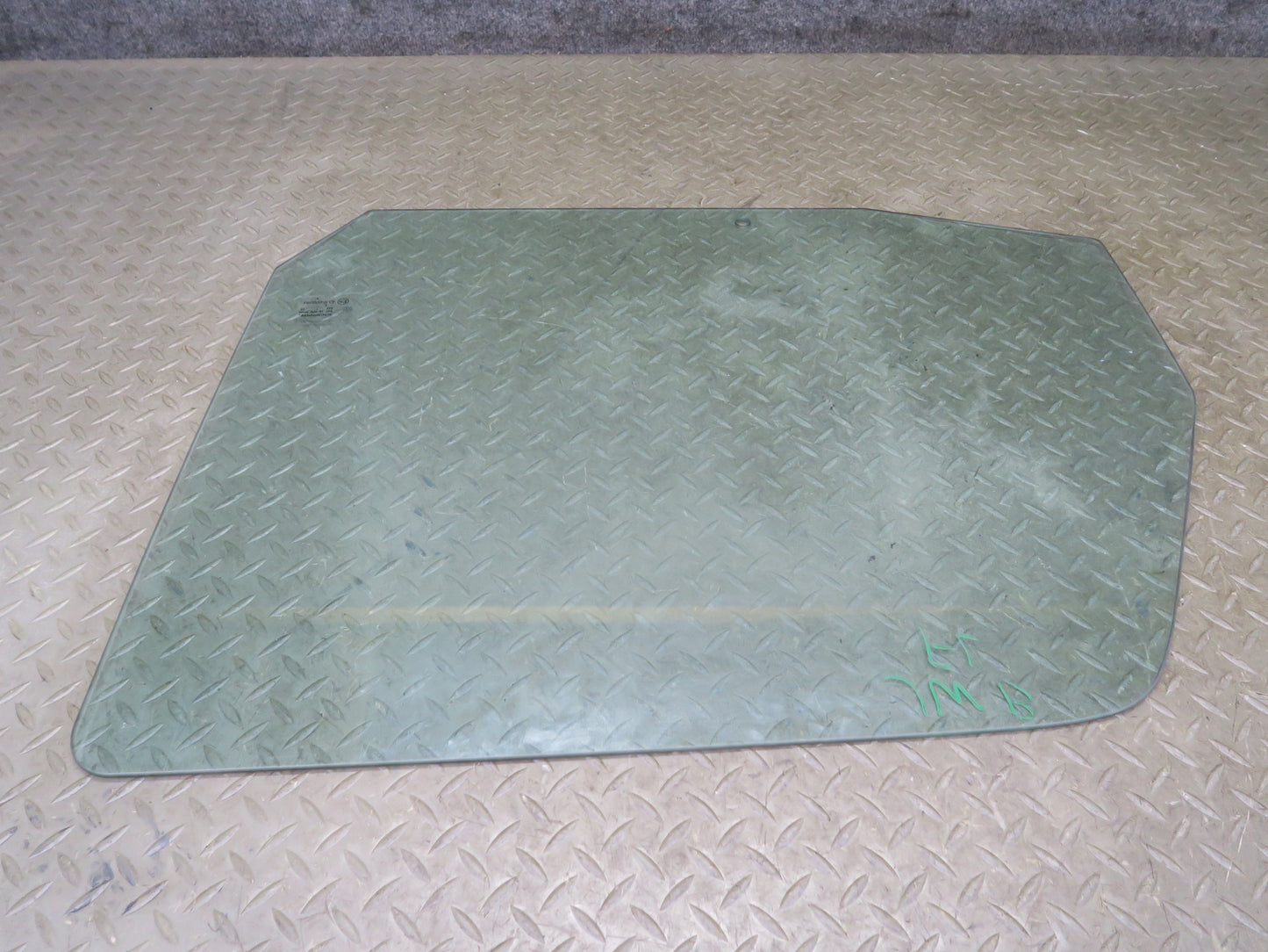 07-10 Jeep Wrangler JK Front Left Door Glass  Window OEM