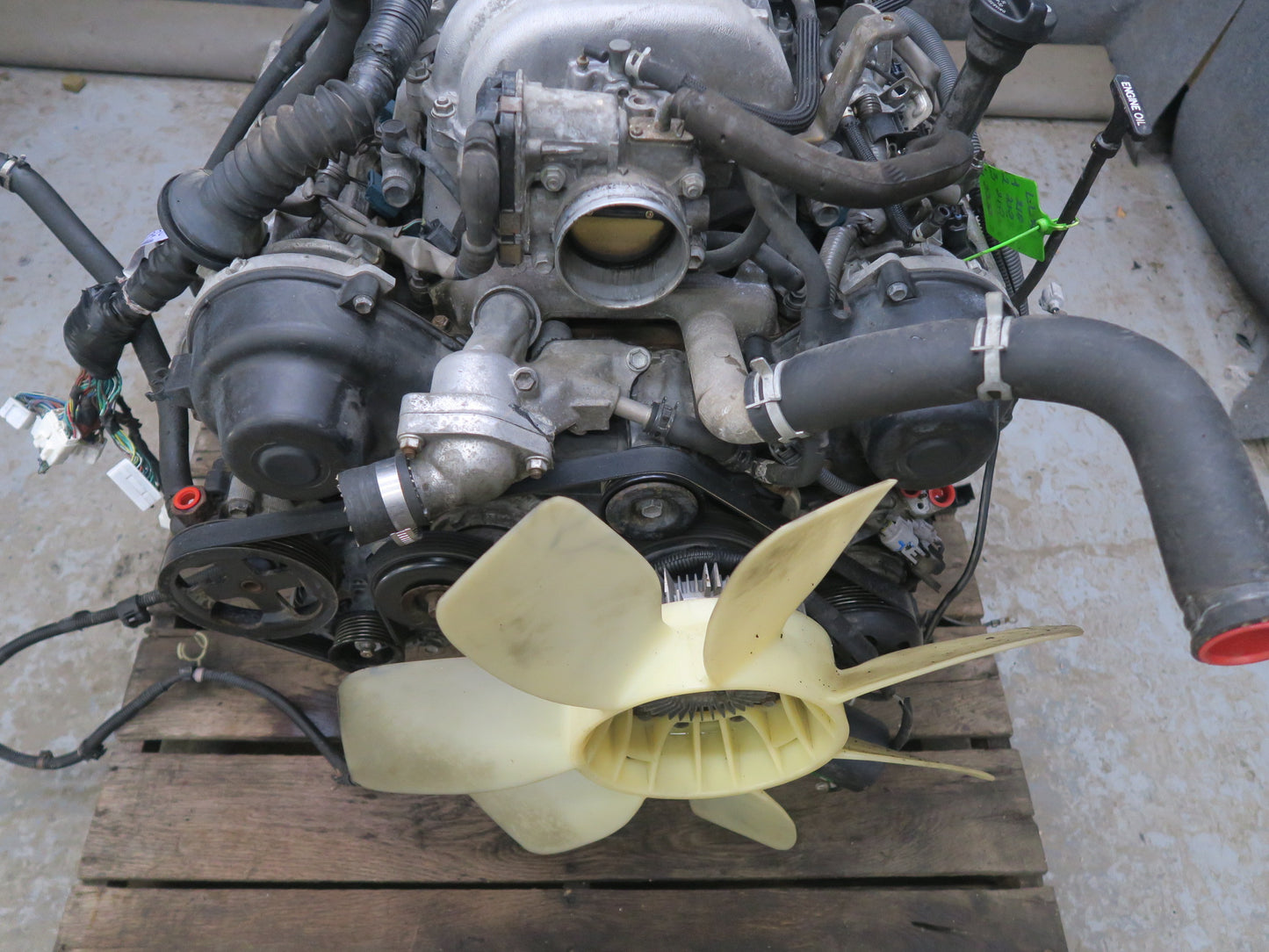2004 Lexus UZJ100L LX470 4.7L V8 2UZFE Complete Engine Motor VIN T 5th Digit