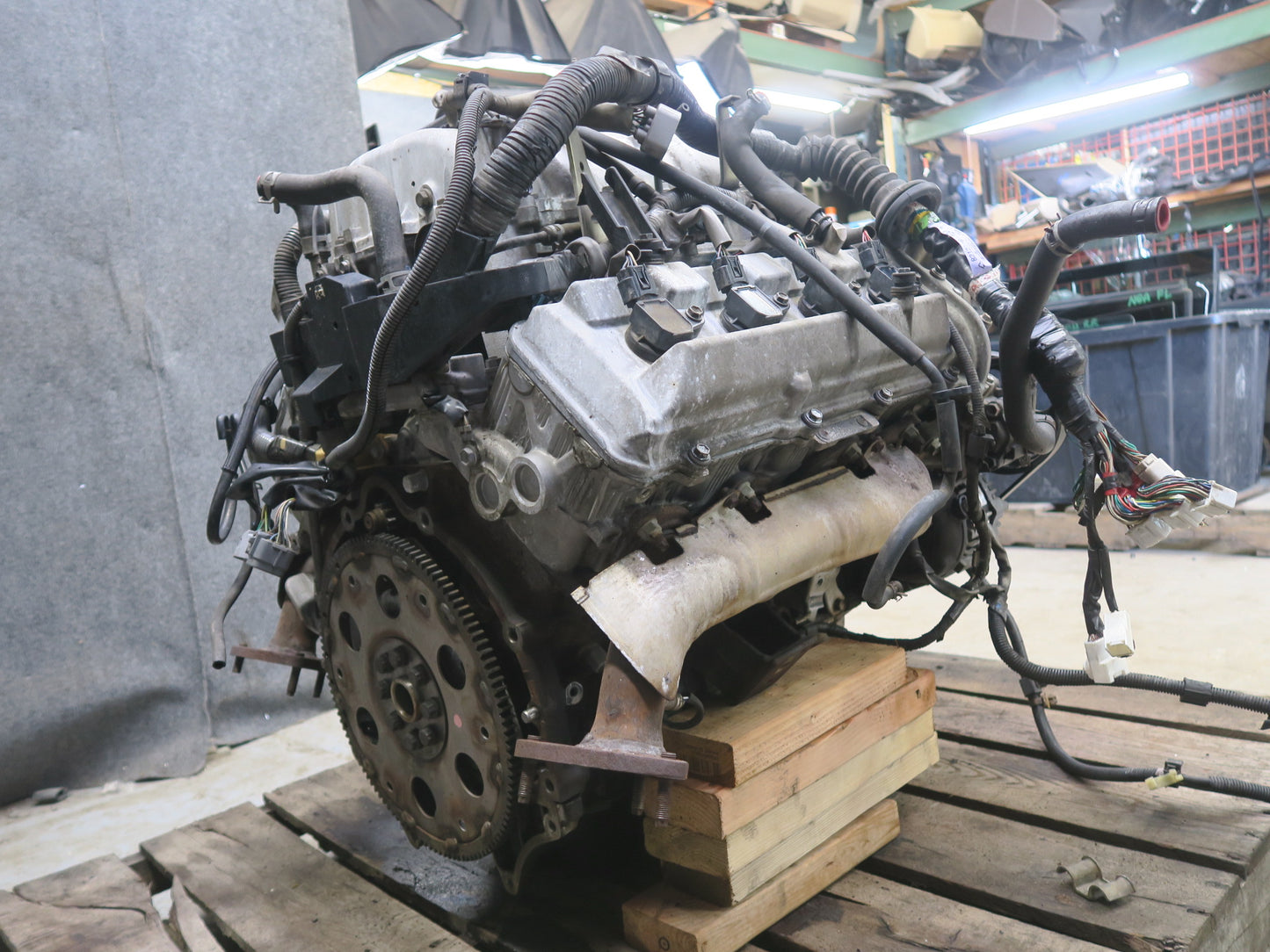 2004 Lexus UZJ100L LX470 4.7L V8 2UZFE Complete Engine Motor VIN T 5th Digit