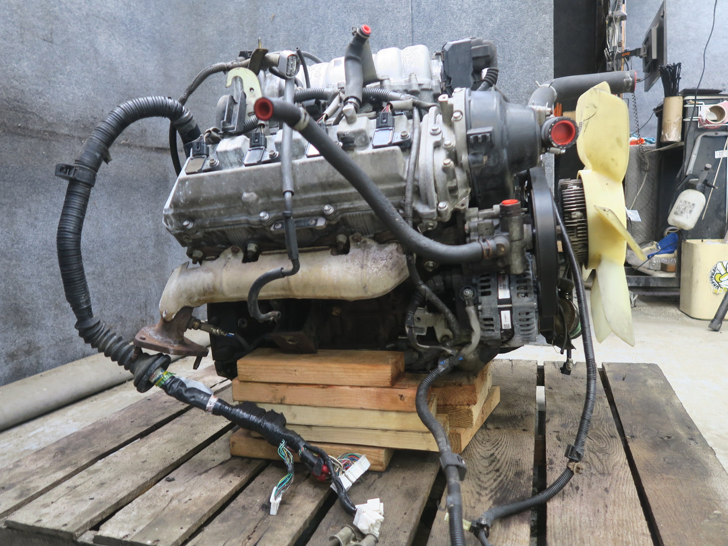 2004 Lexus UZJ100L LX470 4.7L V8 2UZFE Complete Engine Motor VIN T 5th Digit