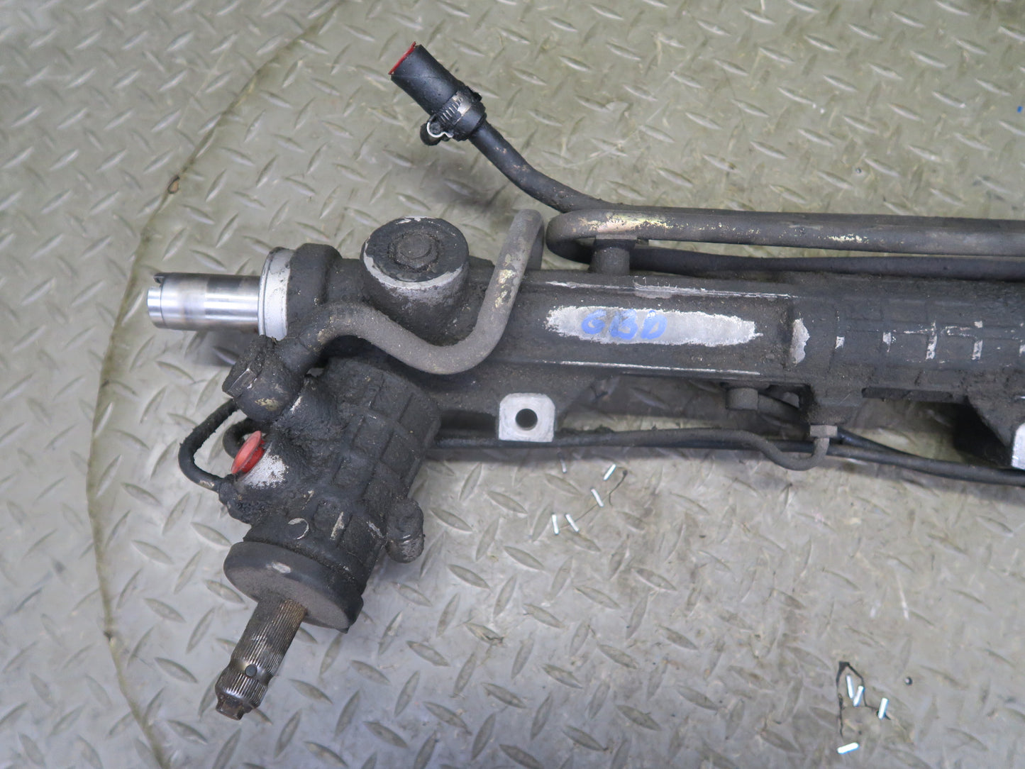 94-99 BMW E36 318ic Hydraulic Power Steering Rack & Pinion OEM