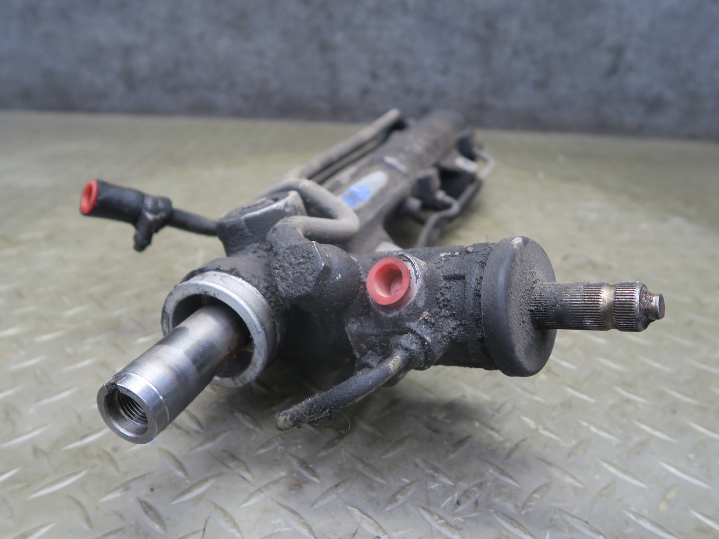 94-99 BMW E36 318ic Hydraulic Power Steering Rack & Pinion OEM