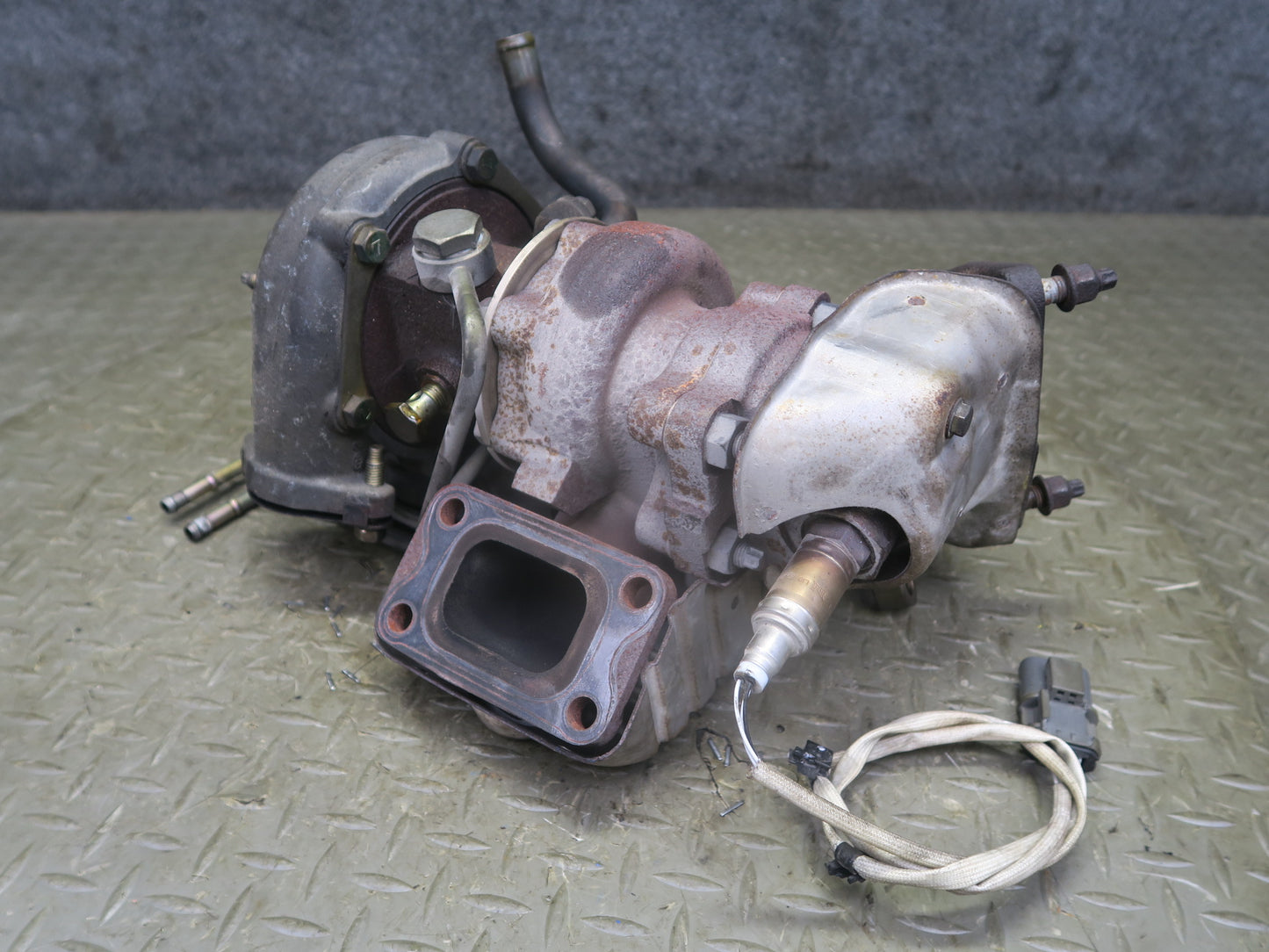 95-97 Nissan Gloria HY33 VQ30DET Engine Turbo Charger w Oil Tube Set 60K OEM