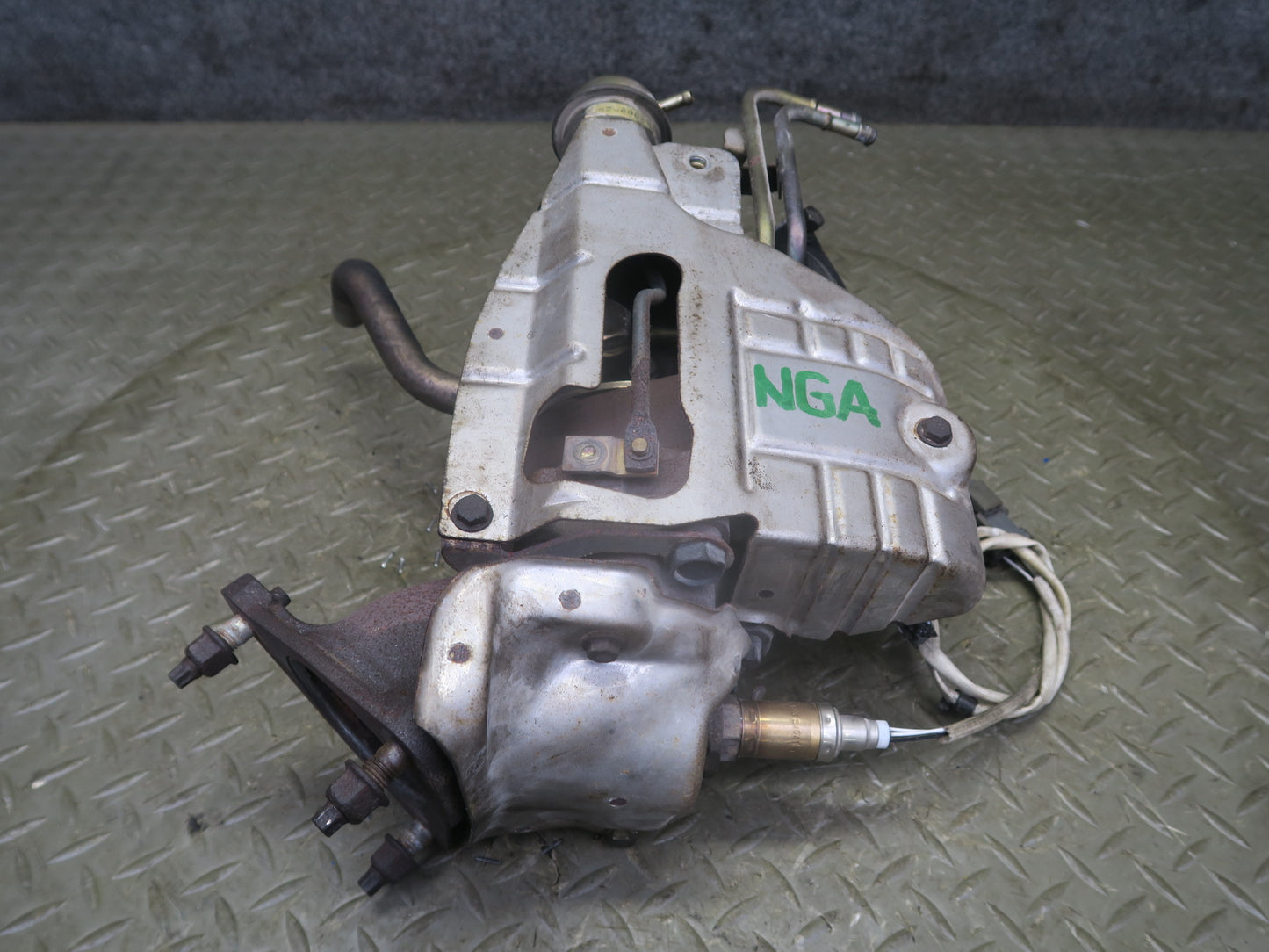 95-97 Nissan Gloria HY33 VQ30DET Engine Turbo Charger w Oil Tube Set 60K OEM