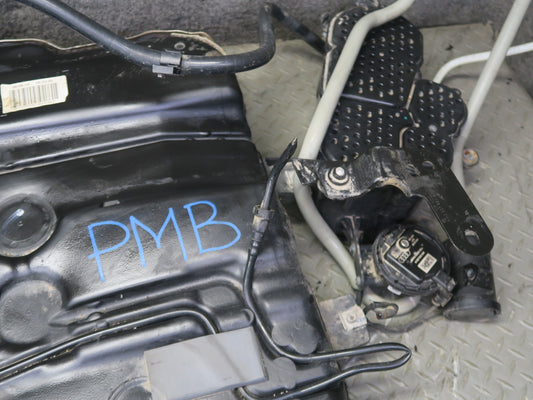 2015-2018 Porsche Macan Turbo Fuel Gas Tank W/ Filler Neck & Vapor Canister Assy