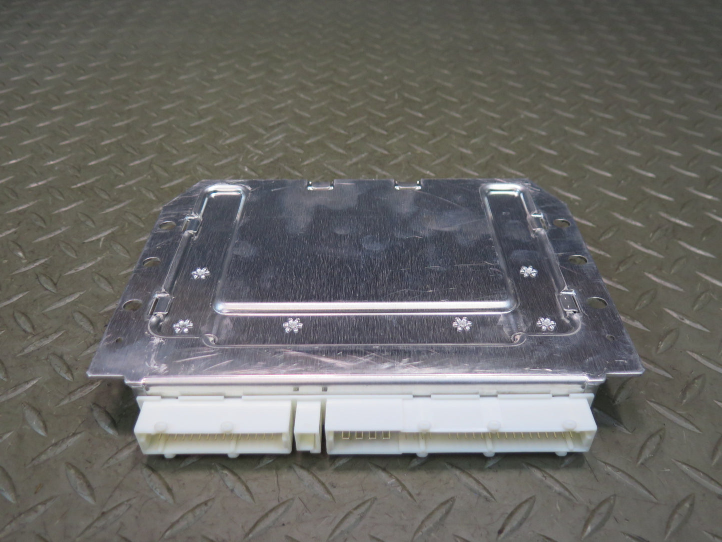 2014-2016 Porsche Panamera 970 Active Suspension Computer Control Module