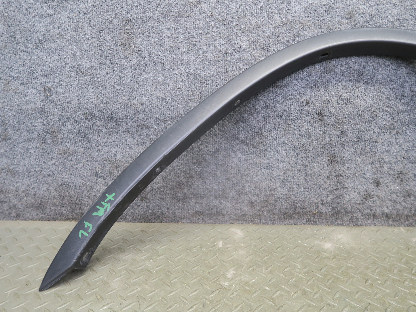 02-06 BMW E53 X5 Set of 2 Front & Rear Left Fender Wheel Arch Trim Molding OEM