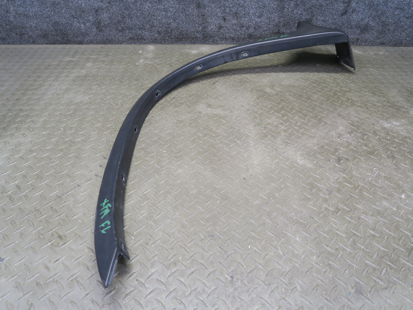 02-06 BMW E53 X5 Set of 2 Front & Rear Left Fender Wheel Arch Trim Molding OEM