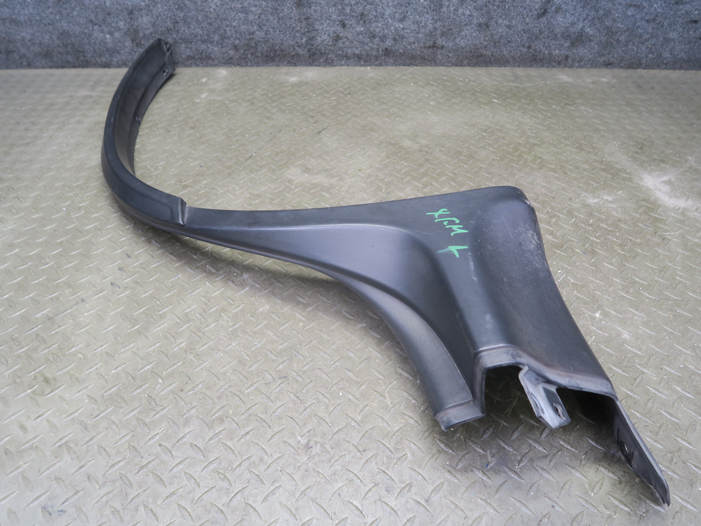 02-06 BMW E53 X5 Set of 2 Front & Rear Left Fender Wheel Arch Trim Molding OEM