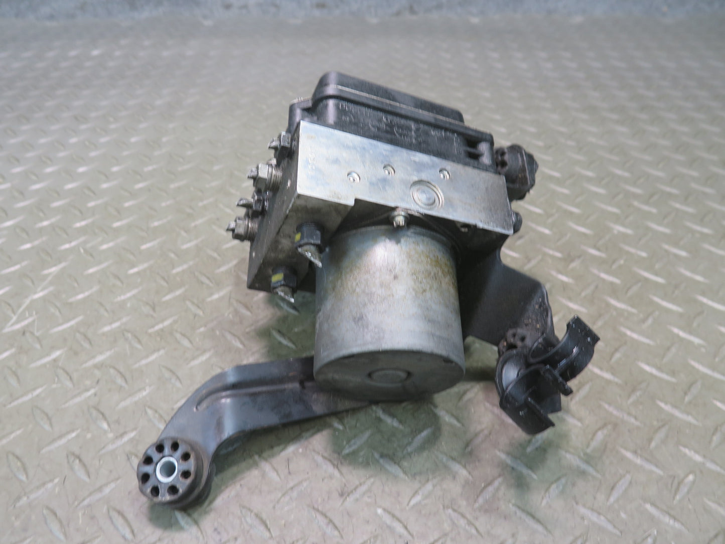 00-06 BMW E53 X5 Anti Lock Brake ABS Pump Module 6773012 OEM