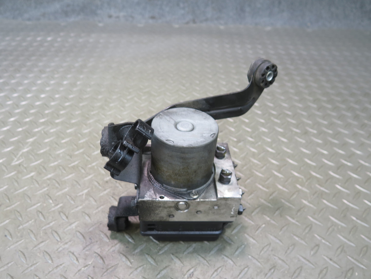 00-06 BMW E53 X5 Anti Lock Brake ABS Pump Module 6773012 OEM