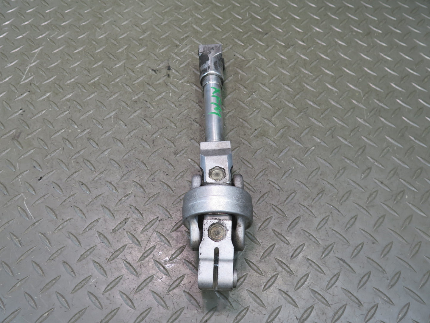 00-06 BMW E53 X5 Steering Column Lower U Joint Linkage Shaft OEM
