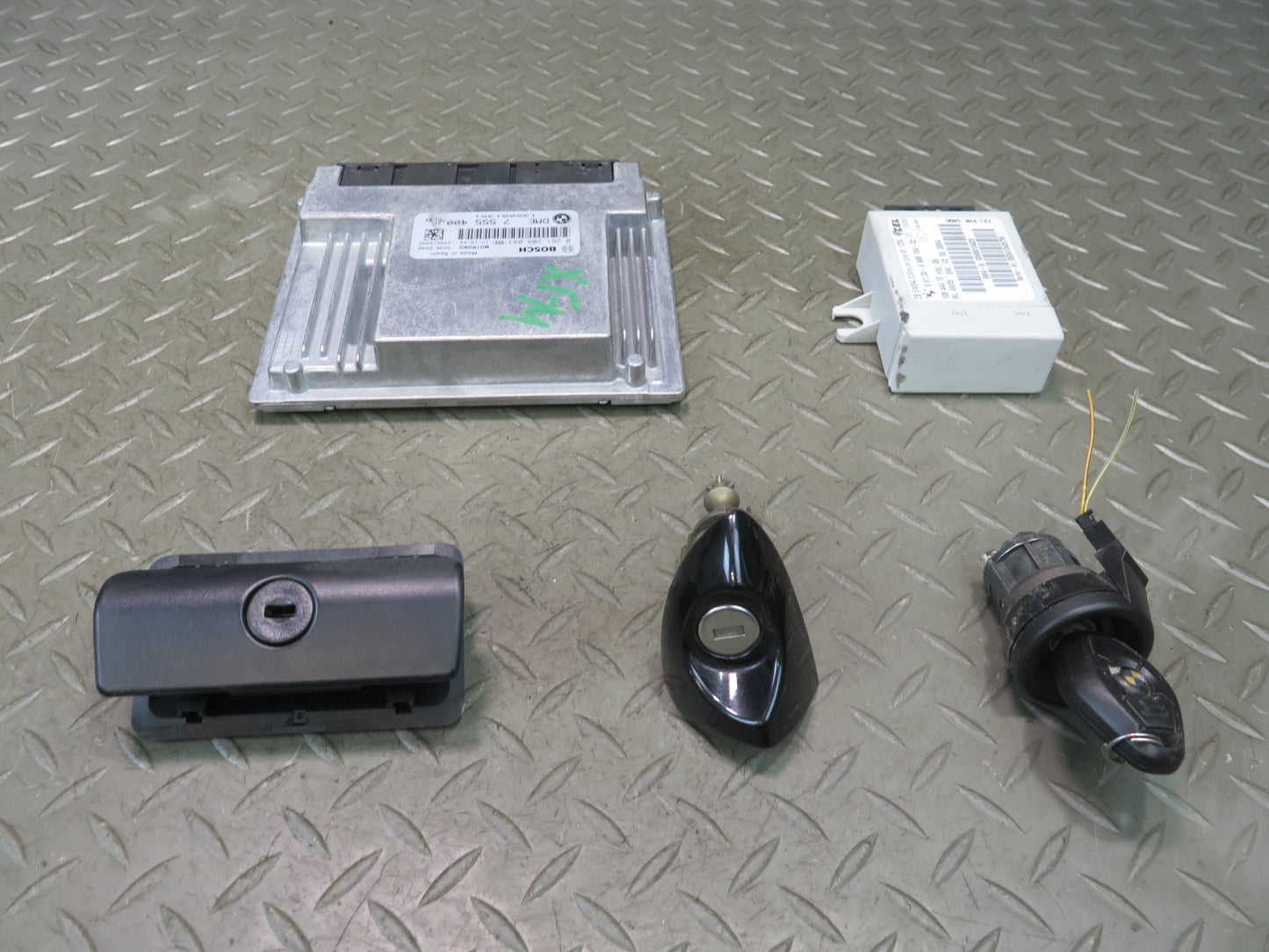 2006 BMW E53 X5 4.8L N62S Engine Computer ECU DME Immobilizer Lock KEY Set OEM