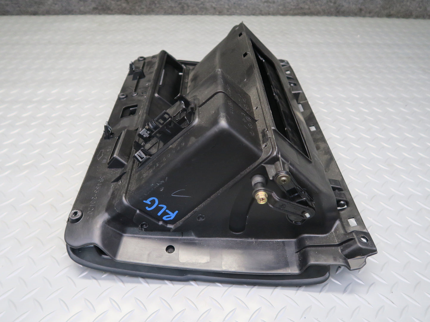 98-05 Lexus JZS160 GS400 GS430 GS300 Dash Right Glove Box Storage Black OEM