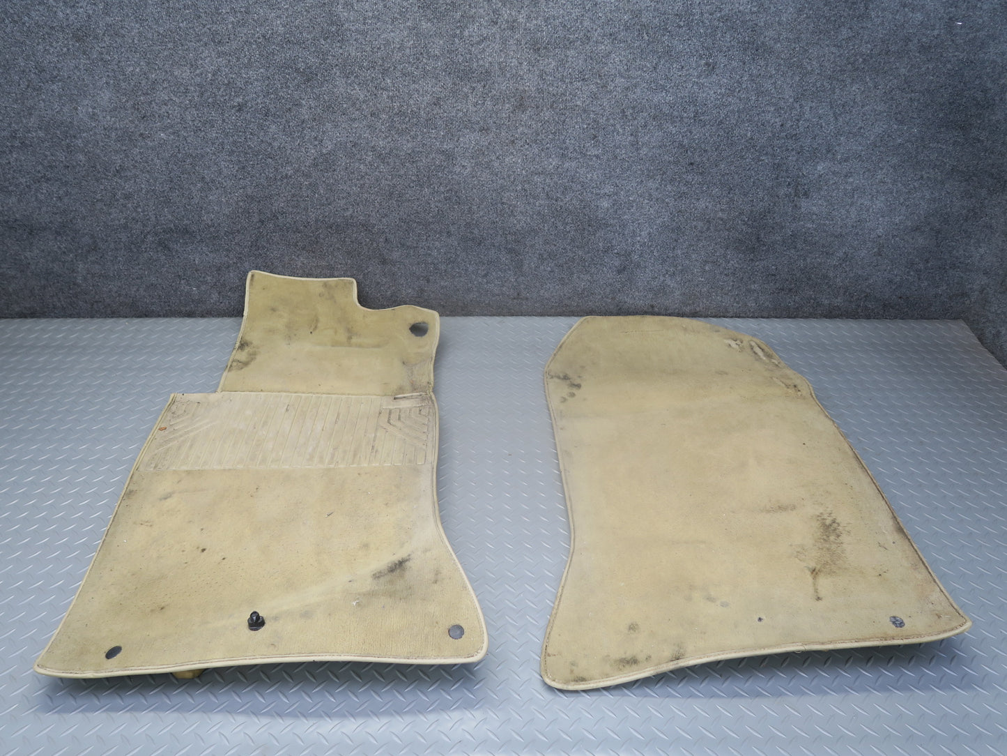 86-93 Mercedes W124 300E Set of 2 Front Left & Right Carpet Floor  MAT OEM