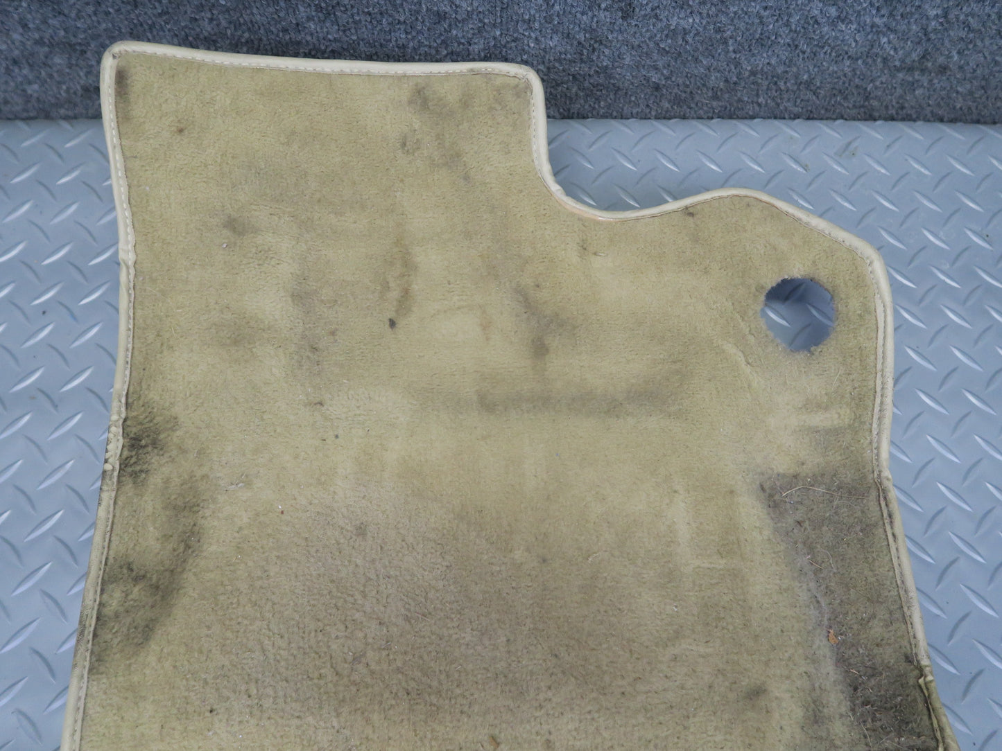 86-93 Mercedes W124 300E Set of 2 Front Left & Right Carpet Floor  MAT OEM