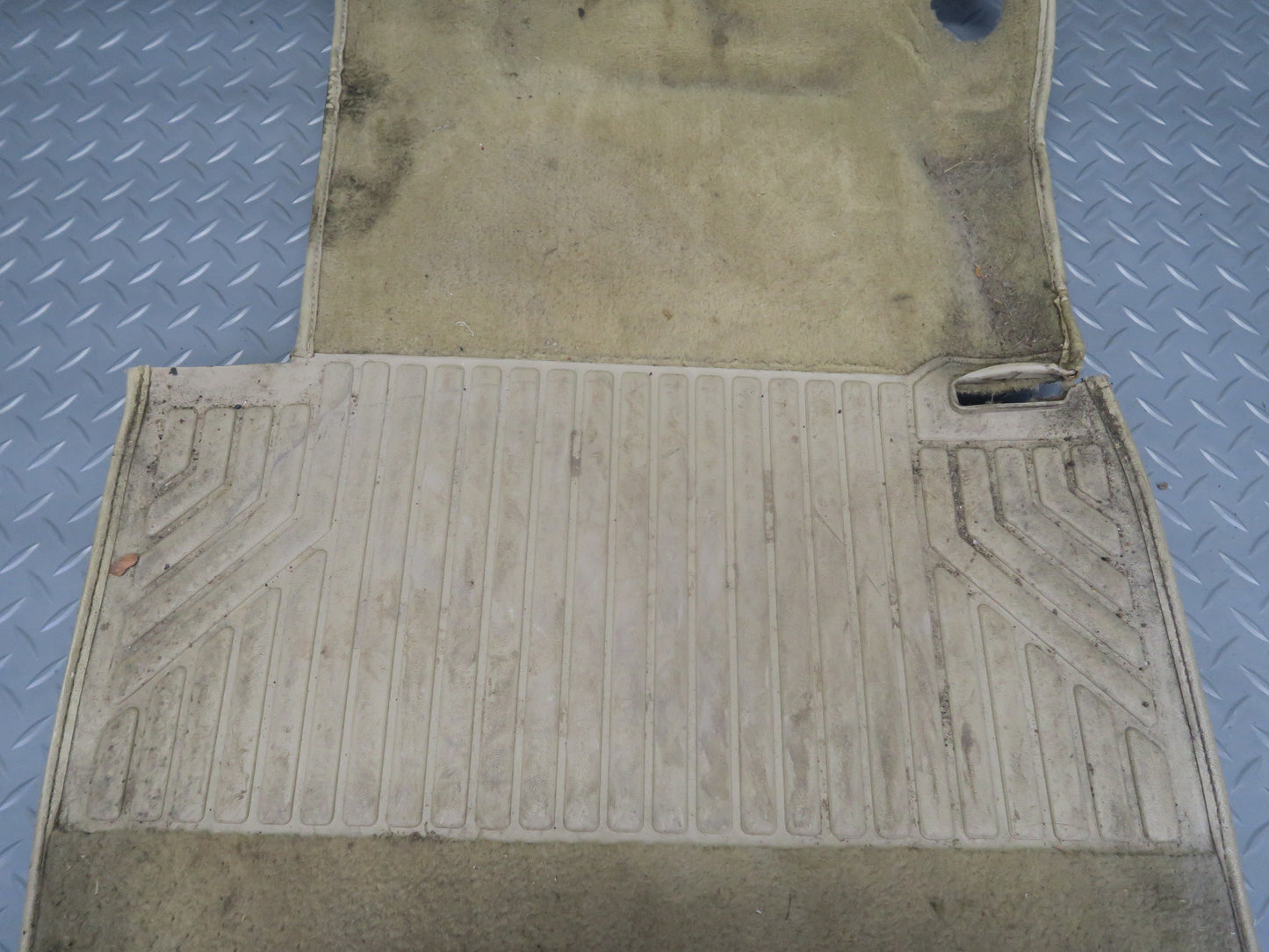 86-93 Mercedes W124 300E Set of 2 Front Left & Right Carpet Floor  MAT OEM