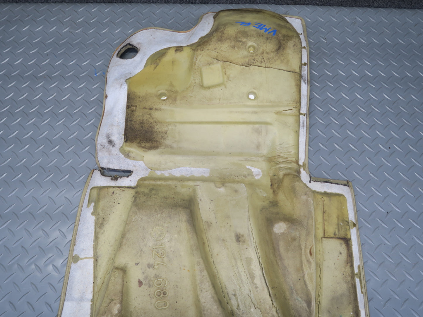 86-93 Mercedes W124 300E Set of 2 Front Left & Right Carpet Floor  MAT OEM