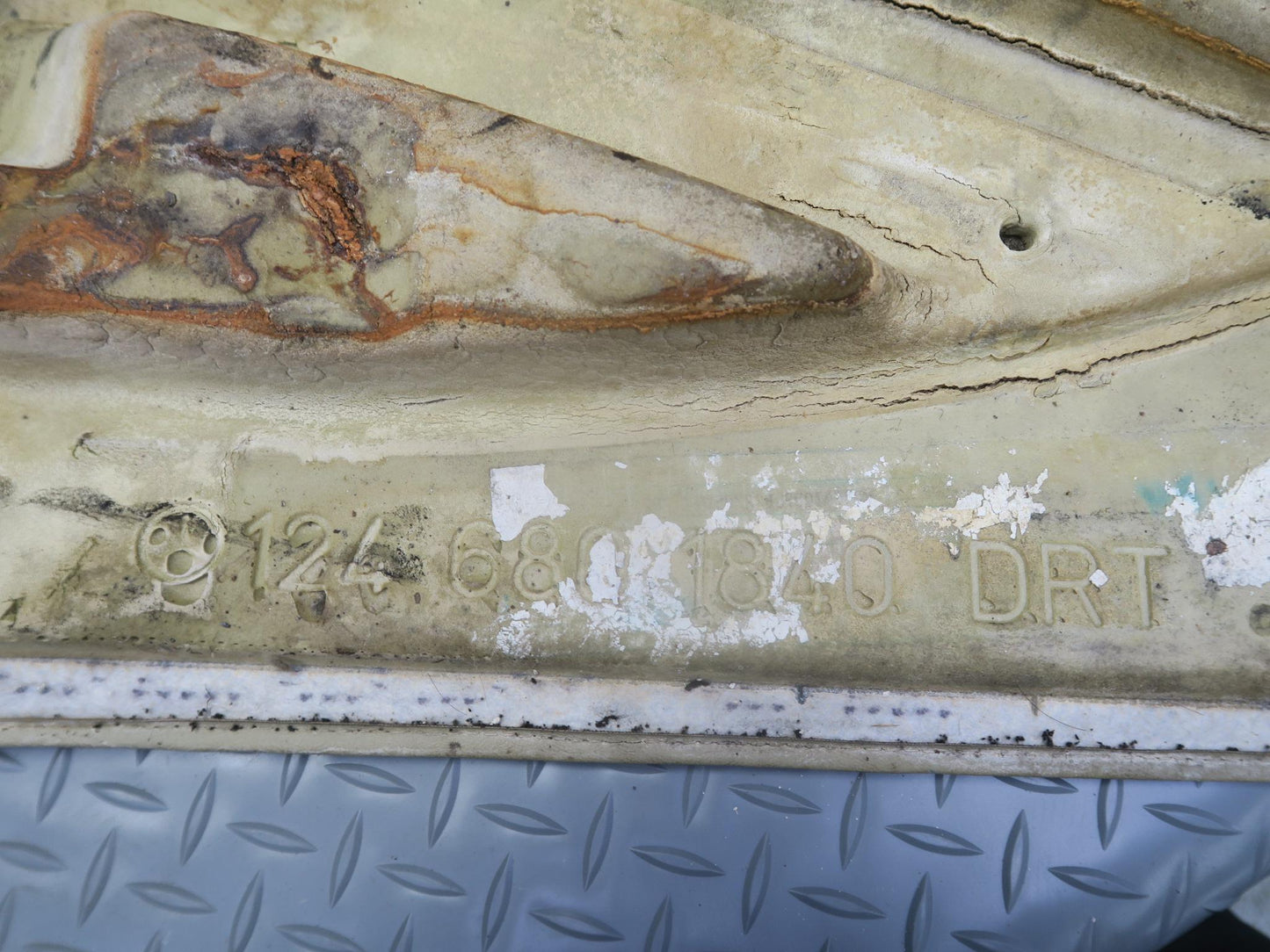 86-93 Mercedes W124 300E Set of 2 Front Left & Right Carpet Floor  MAT OEM
