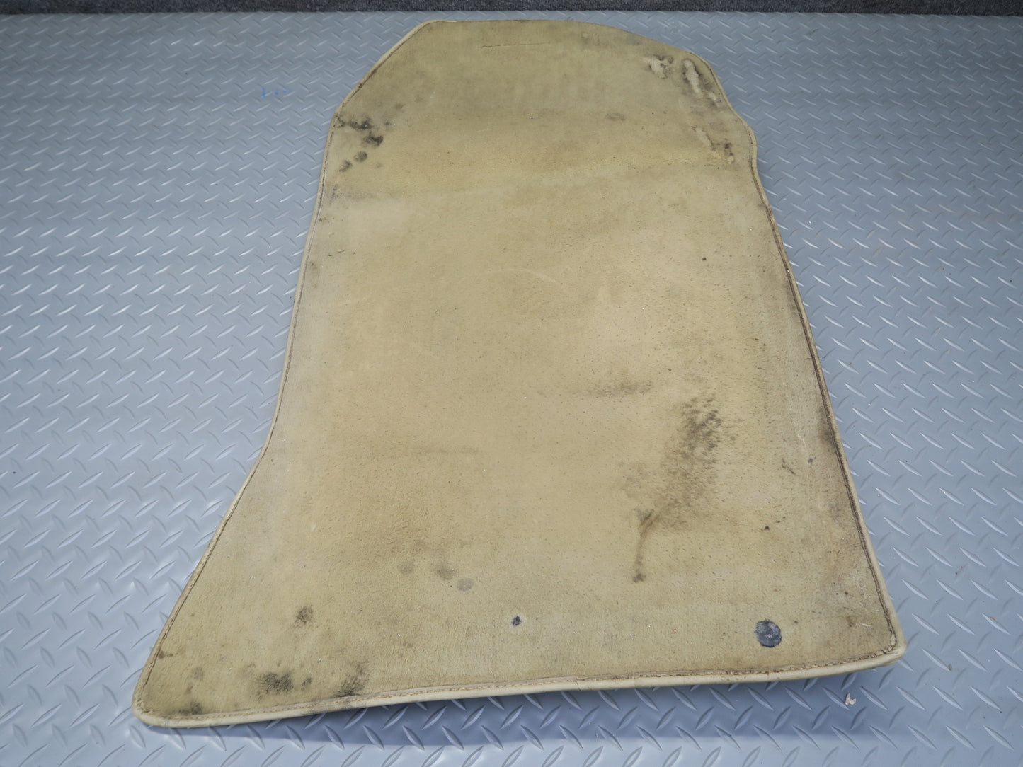 86-93 Mercedes W124 300E Set of 2 Front Left & Right Carpet Floor  MAT OEM