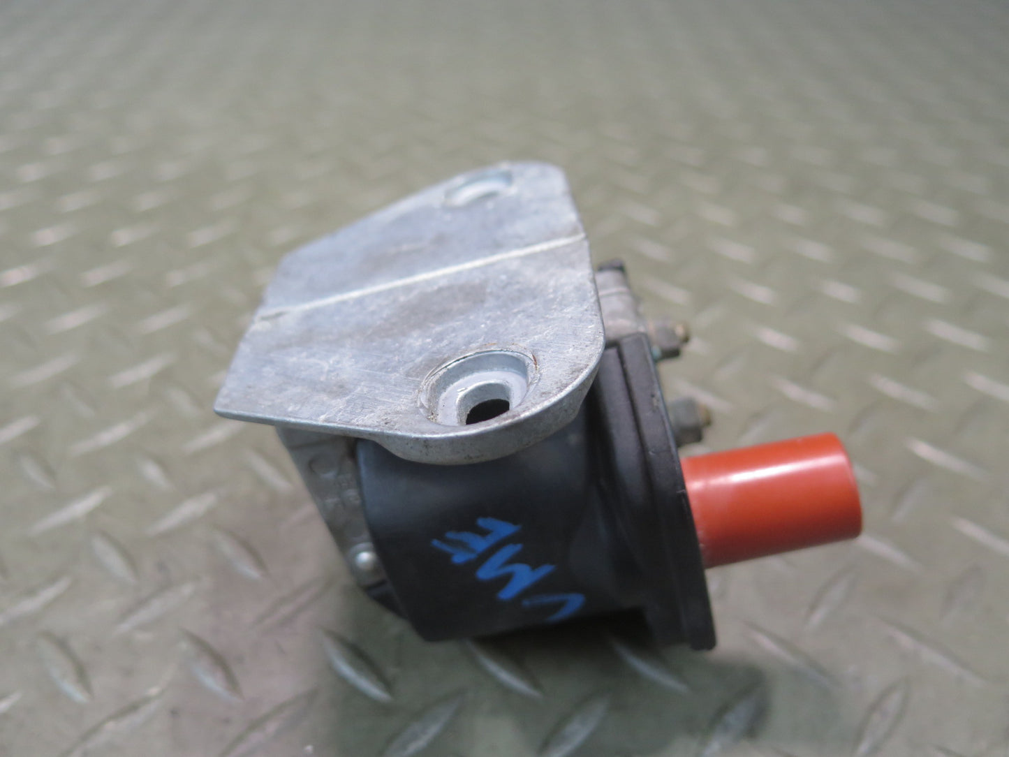 1990 Mercedes W124 300E Igntion Coil OEM