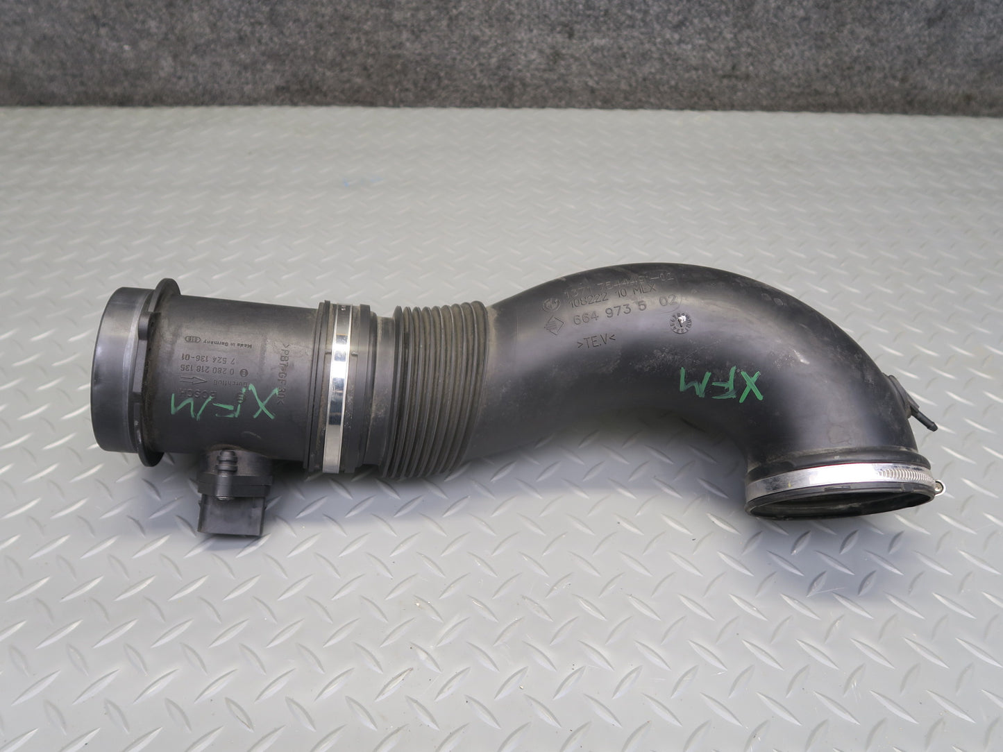 04-06 BMW E53 X5 N62 4.4 4.8is Air Intake Duct Tube Boot Pipe w MAF Sensor OEM