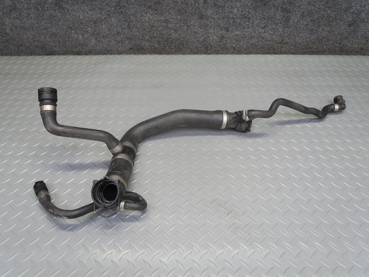 04-06 BMW E53 X5 4.8L N62 Engine Coolant Hose Pipe Line Set OEM