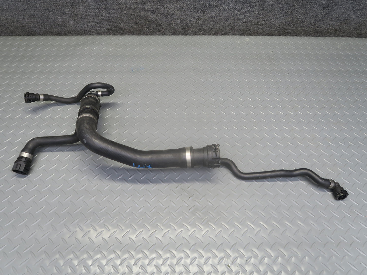 04-06 BMW E53 X5 4.8L N62 Engine Coolant Hose Pipe Line Set OEM