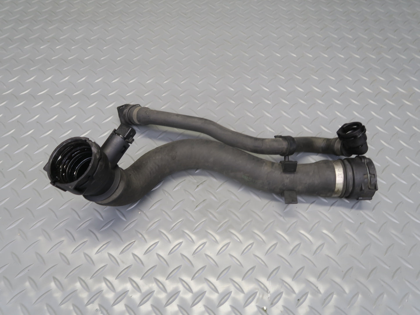 04-06 BMW E53 X5 4.8L N62 Engine Coolant Hose Pipe Line Set OEM