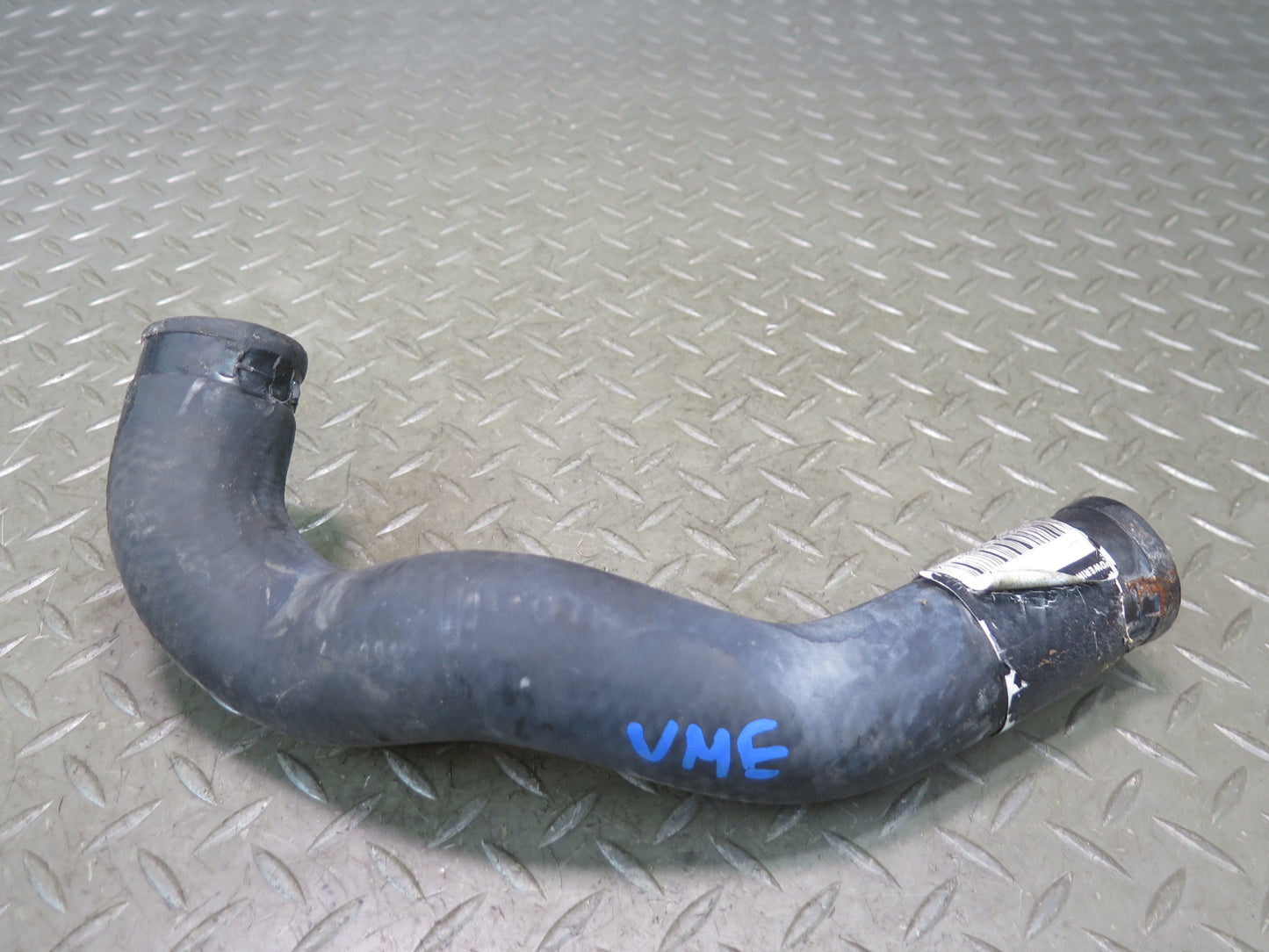 86-93 Mercedes W124 300E Set of 2 Engine Radiator Hose Pipe Line