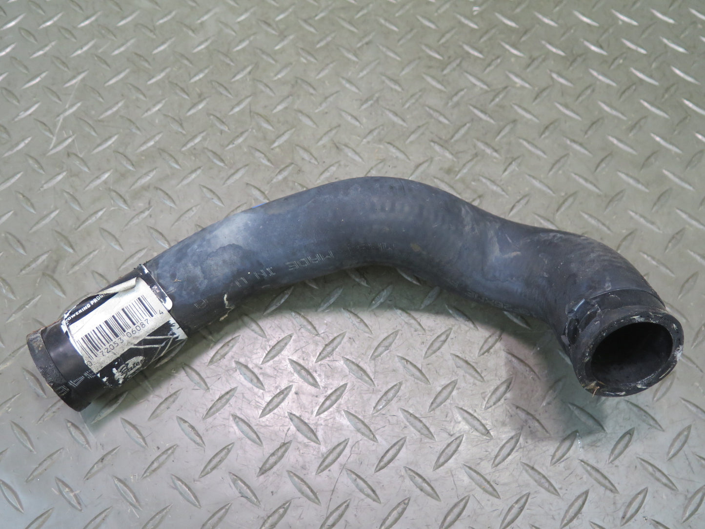 86-93 Mercedes W124 300E Set of 2 Engine Radiator Hose Pipe Line