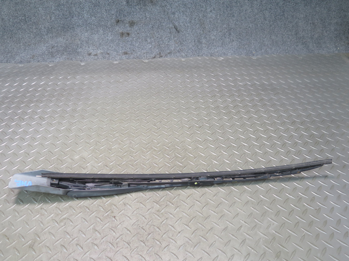 86-93 Mercedes W124 300E Windshield Wiper Arm OEM